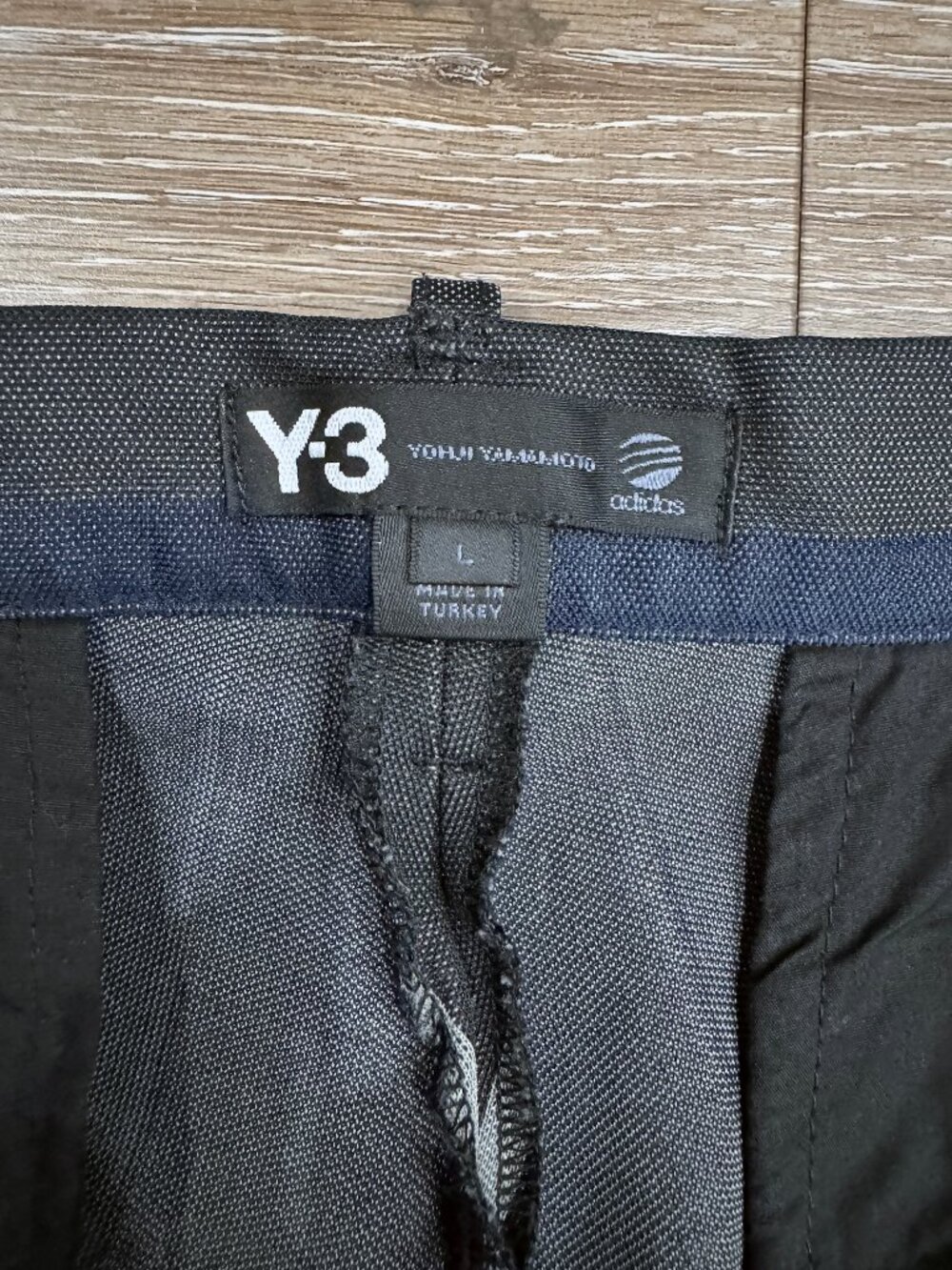 Y-3 vertical striped cuffed trousers - Large. (38") - Picture 4 of 6